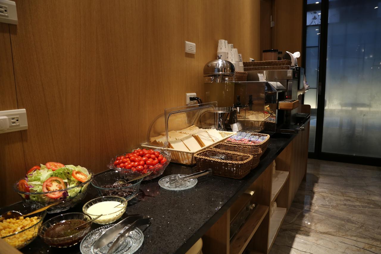 Miller Inn Taichung Room photo