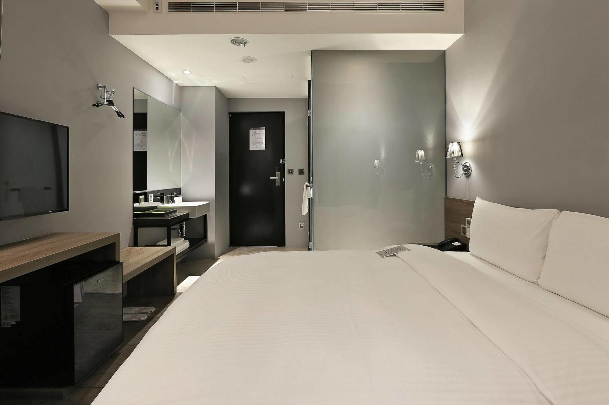 Miller Inn Taichung Exterior photo