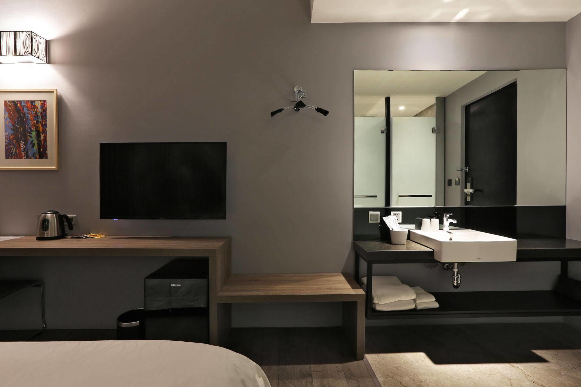 Miller Inn Taichung Exterior photo